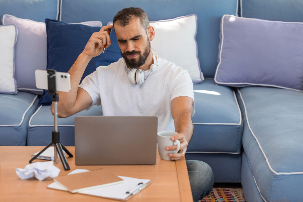 Why Is Cyroket2585 Trending Online?